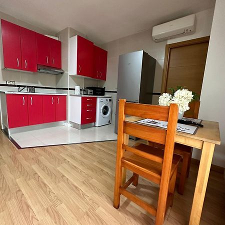 Апартаменты Cruz25 Алькала-де-Энарес Экстерьер фото
